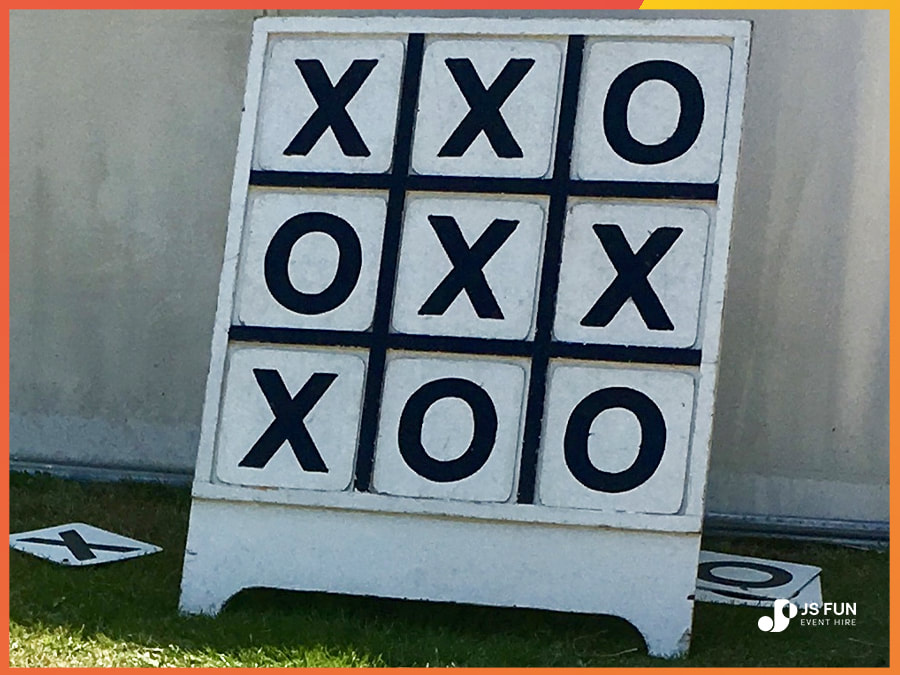 noughts and crosses garden games hire